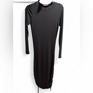 ILLA ILLA Classic Black Long Sleeve Dress